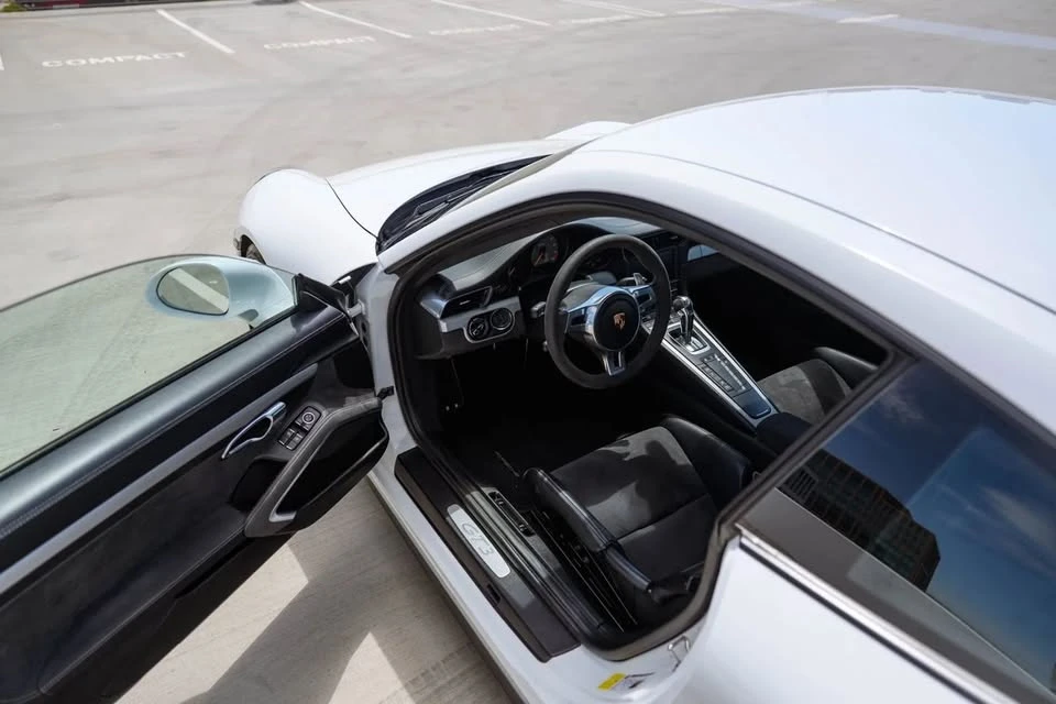 2015 Porsche 991 GT3 - Image 8 of 20