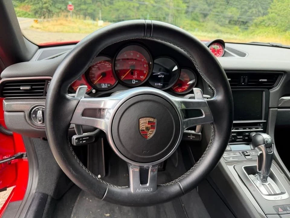 2015 Porsche 991 GT3 - Image 19 of 20