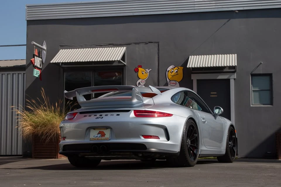 2015 Porsche 991 GT3 - Image 2 of 20