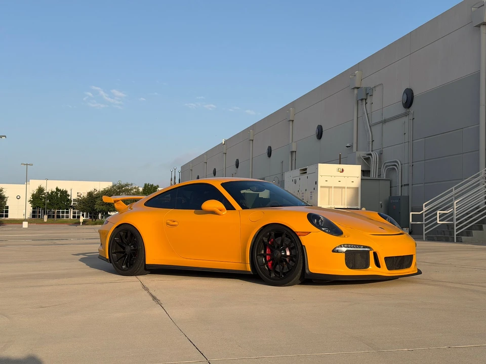 2015 Porsche 991 GT3 - Image 2 of 31