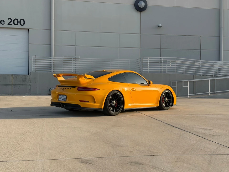 2015 Porsche 991 GT3 - Image 8 of 31