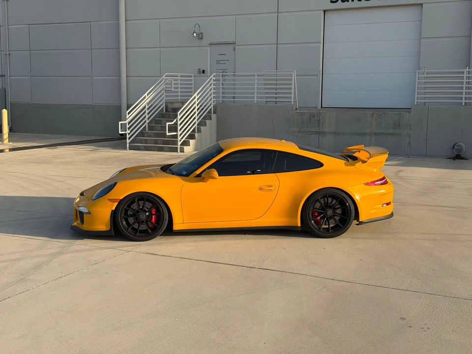 2015 Porsche 991 GT3 - Image 19 of 31