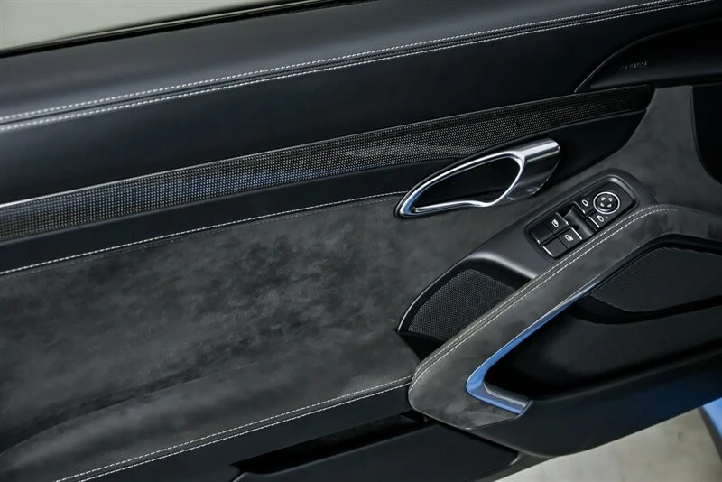 2015 Porsche 991 GT3 - Image 17 of 21
