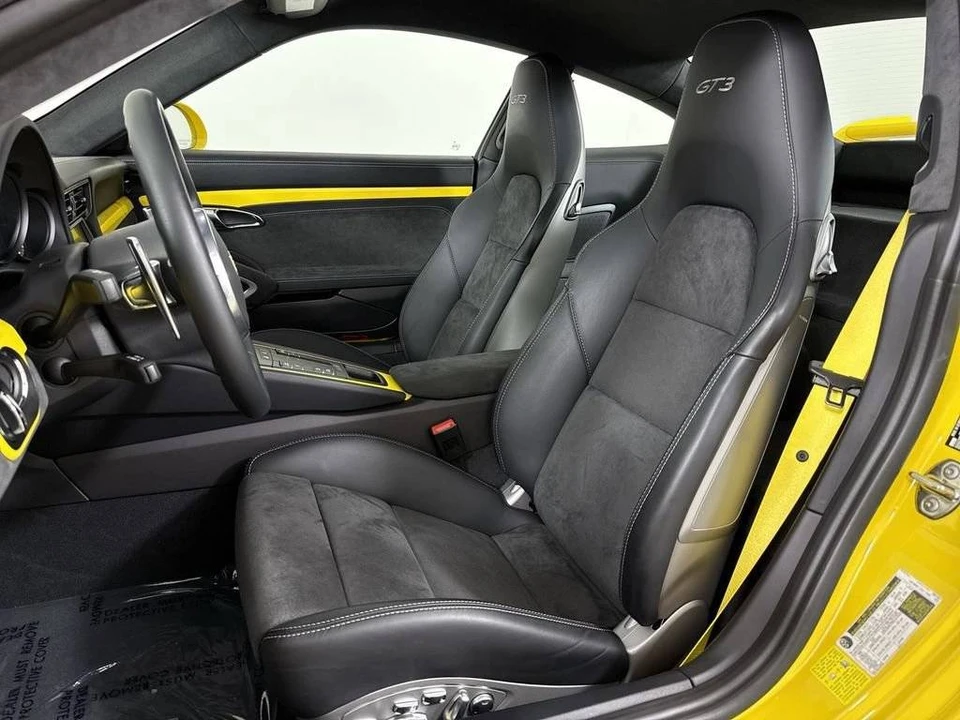 2015 Porsche 991 GT3 - Image 5 of 5