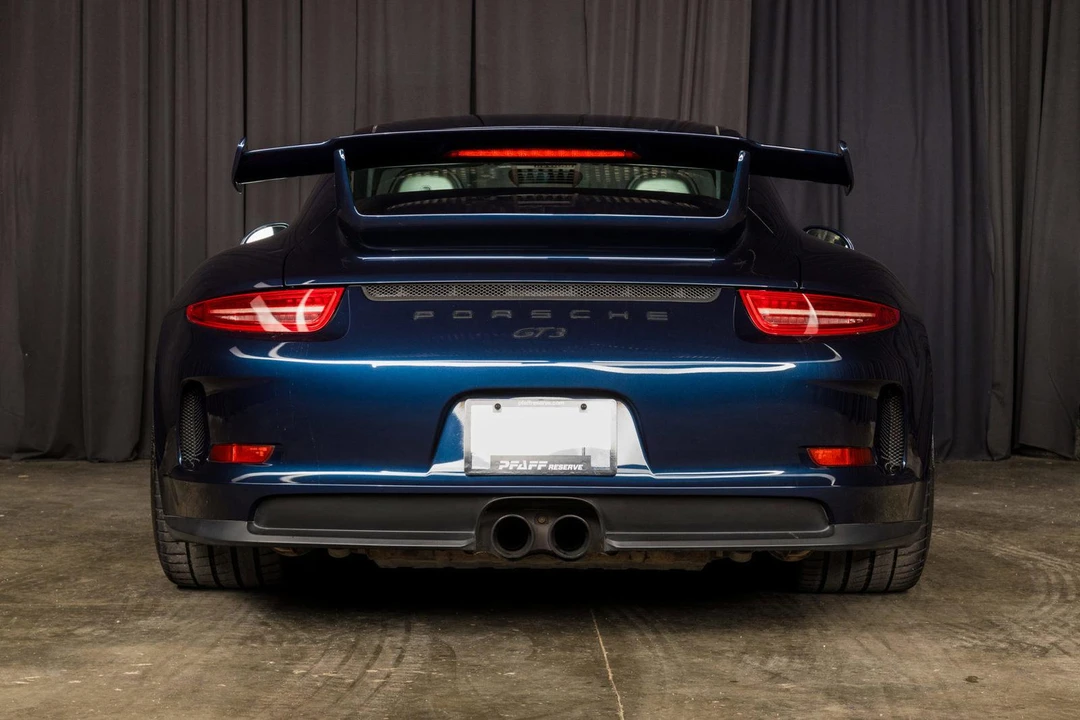 2015 Porsche 991 GT3 - Image 18 of 31