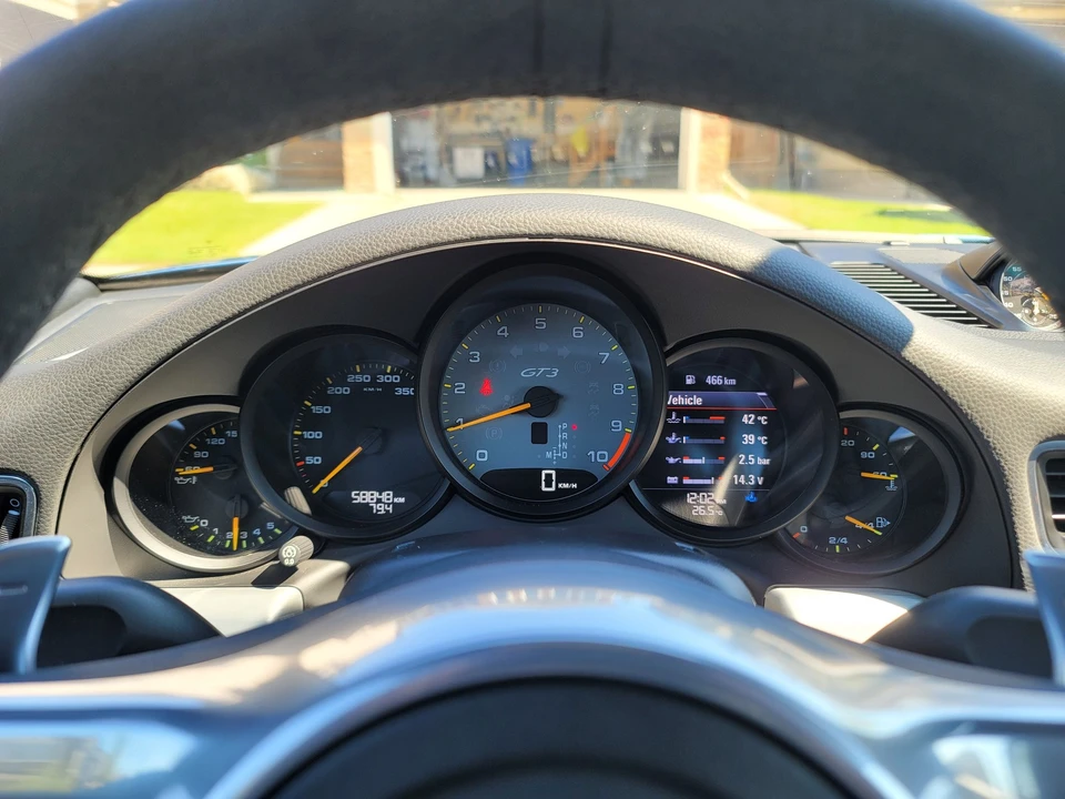 2015 Porsche 991 GT3 - Image 12 of 19