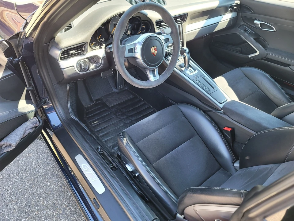 2015 Porsche 991 GT3 - Image 14 of 19