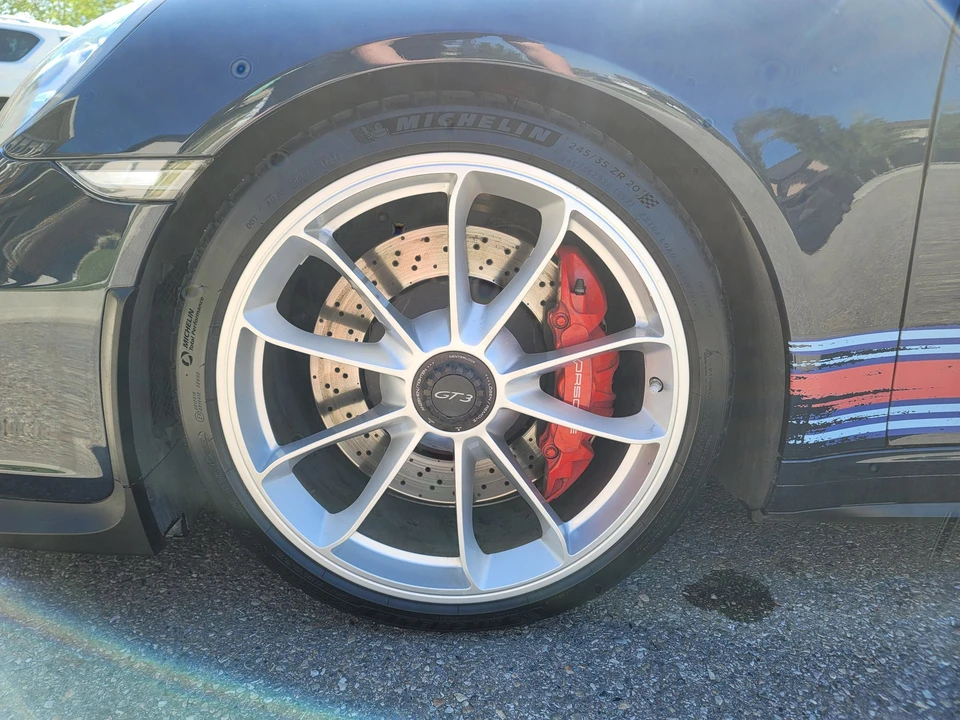 2015 Porsche 991 GT3 - Image 17 of 19