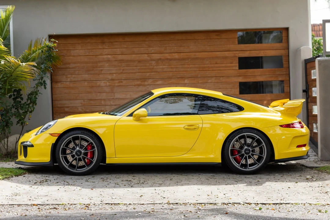 2015 Porsche 991 GT3 - Image 3 of 10