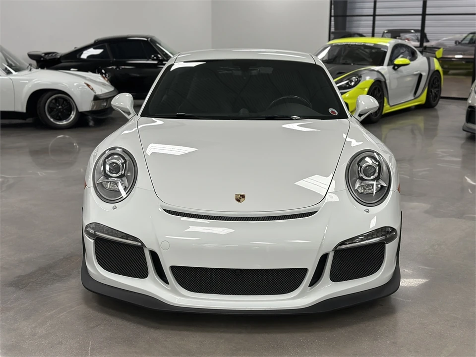 2015 Porsche 911 - Image 9 of 14