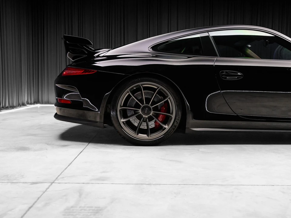 2015 Porsche 991 GT3 - Image 5 of 31