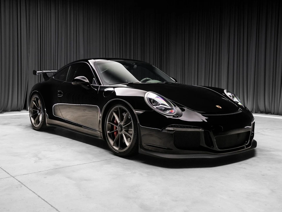 2015 Porsche 991 GT3 - Image 17 of 31