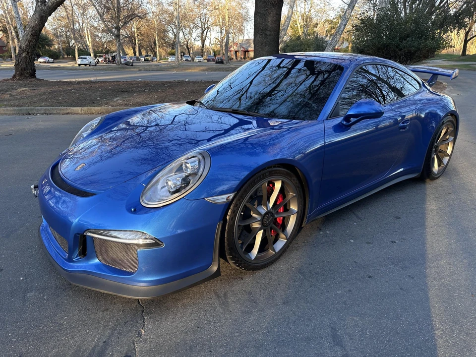2015 Porsche 991 GT3 - Image 16 of 31