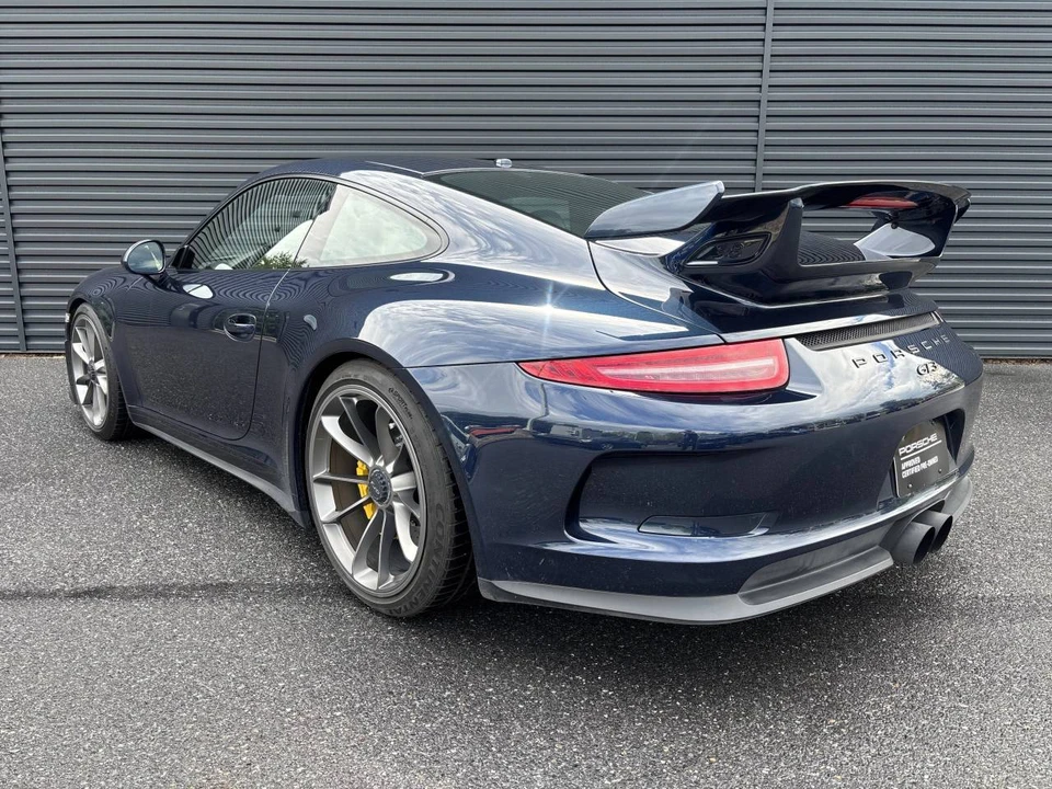 2015 Porsche 991 GT3 - Image 3 of 5
