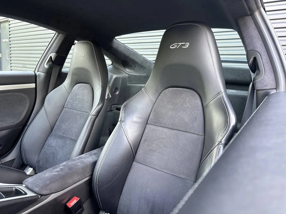 2015 Porsche 991 GT3 - Image 5 of 5