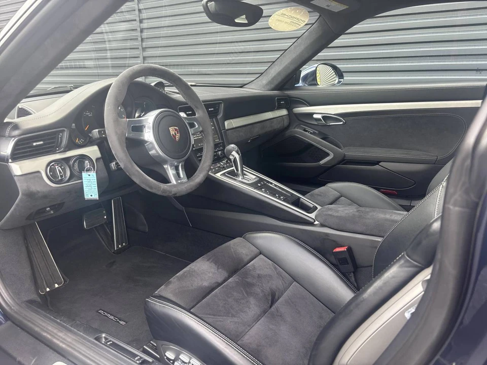 2015 Porsche 991 GT3 - Image 4 of 5