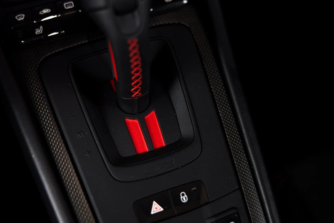 2015 Porsche 991 GT3 - Image 26 of 31