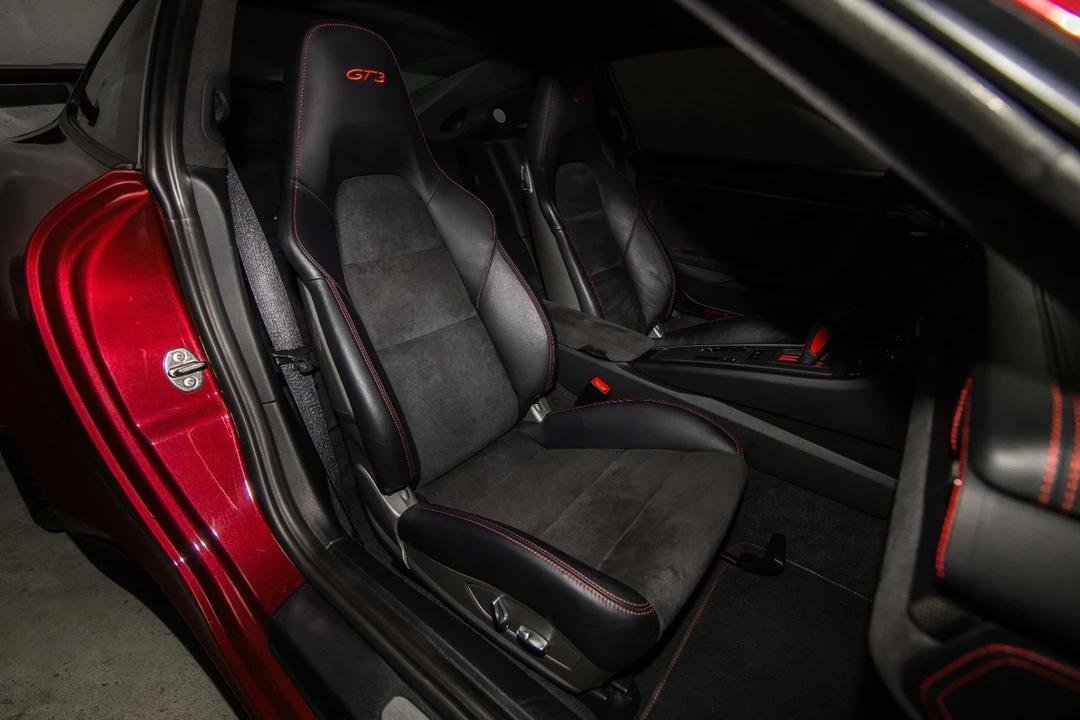 2015 Porsche 991 GT3 - Image 14 of 31