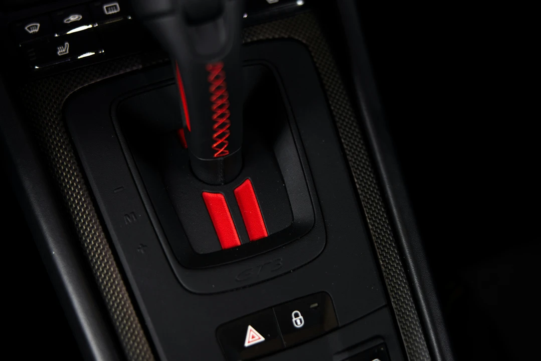 2015 Porsche 991 GT3 - Image 30 of 31
