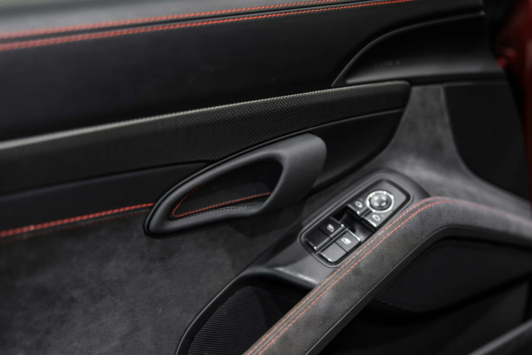2015 Porsche 991 GT3 - Image 18 of 31