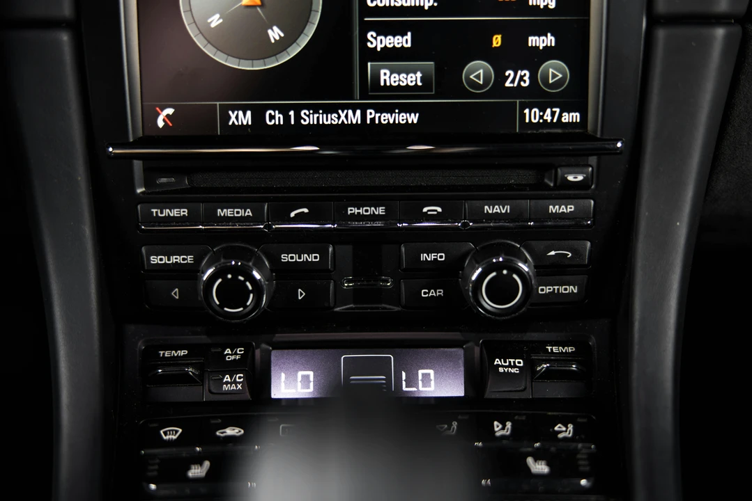 2015 Porsche 991 GT3 - Image 27 of 31