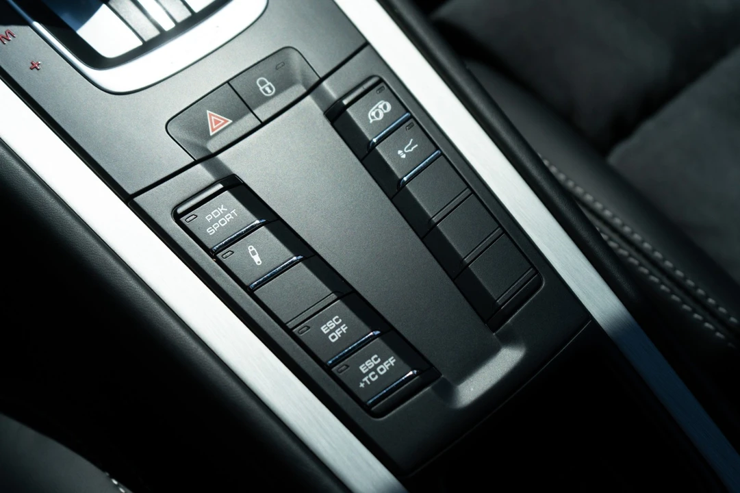 2015 Porsche 991 GT3 - Image 20 of 31