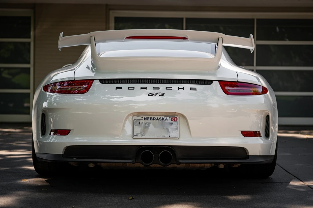 2015 Porsche 991 GT3 - Image 13 of 31