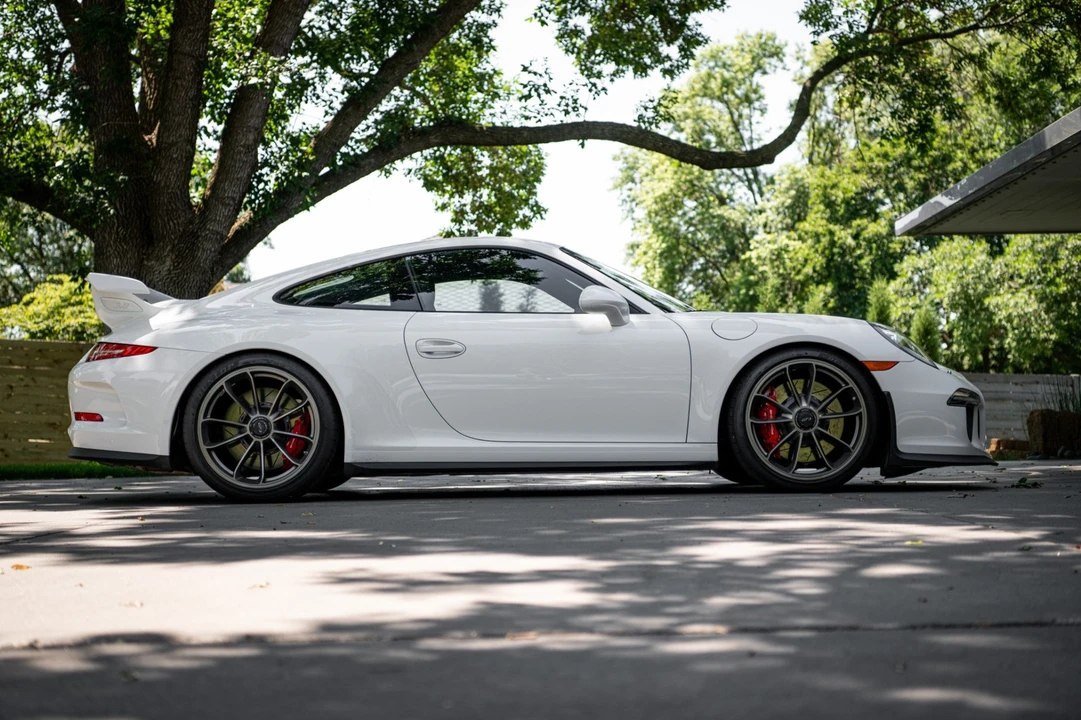 2015 Porsche 991 GT3 - Image 11 of 31