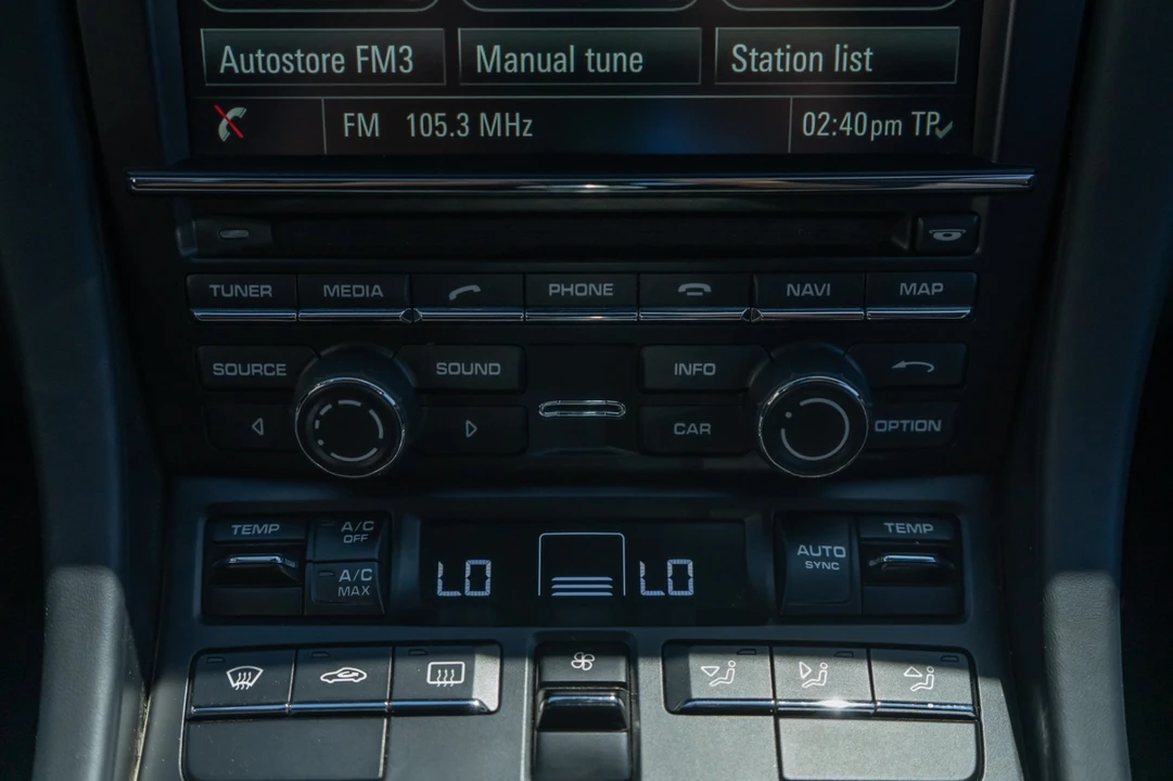 2015 Porsche 991 GT3 - Image 21 of 31