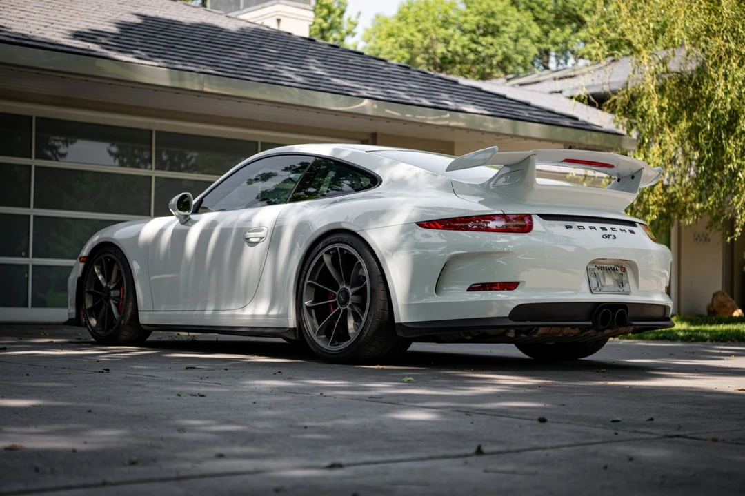 2015 Porsche 991 GT3 - Image 4 of 31