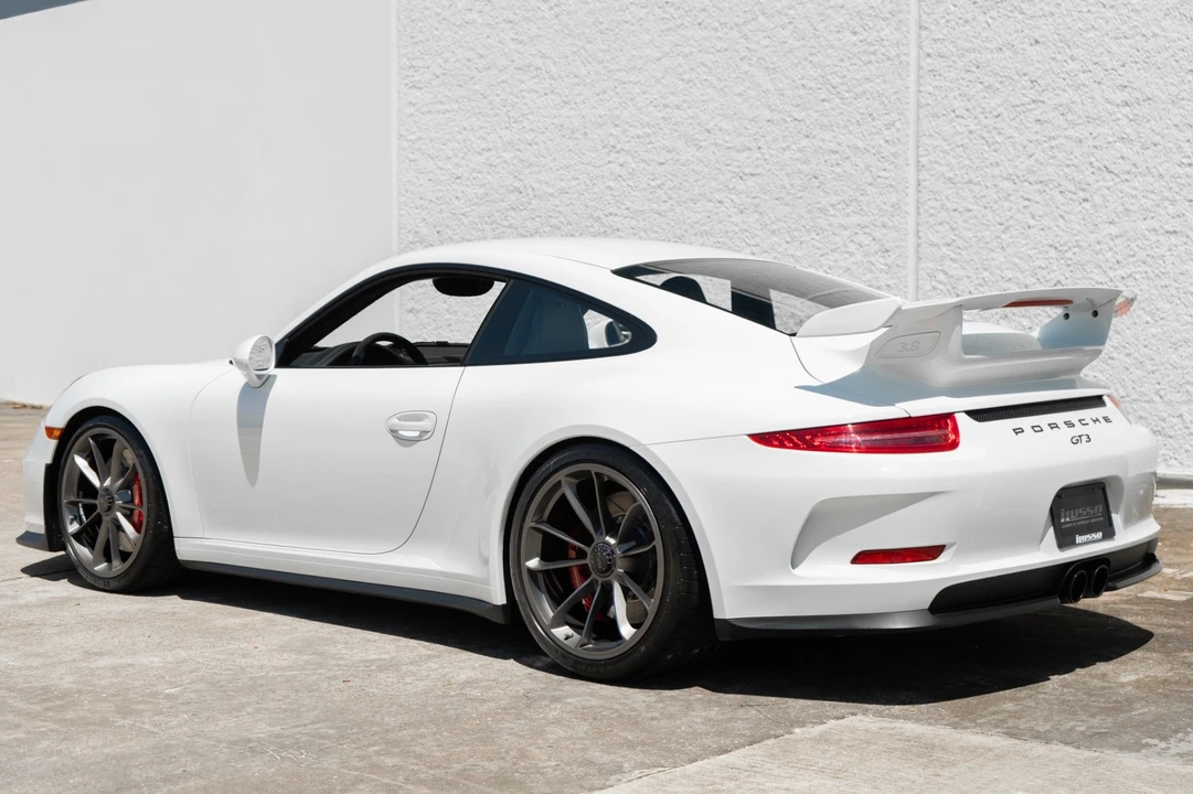 2015 Porsche 991 GT3 - Image 4 of 31