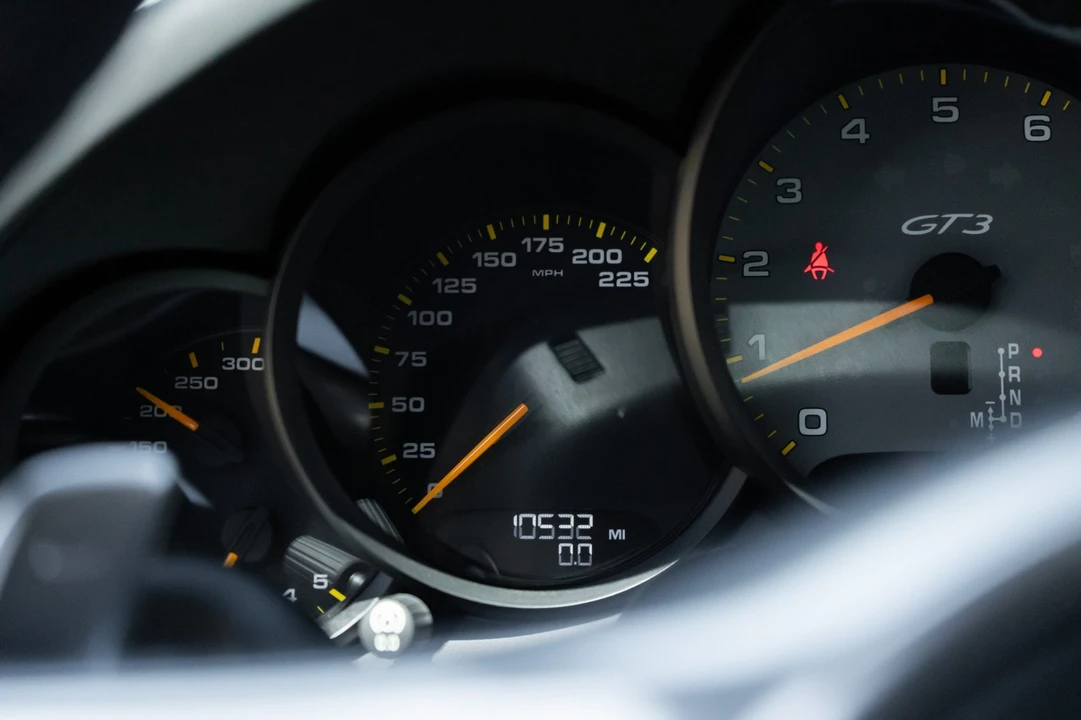 2015 Porsche 991 GT3 - Image 11 of 31