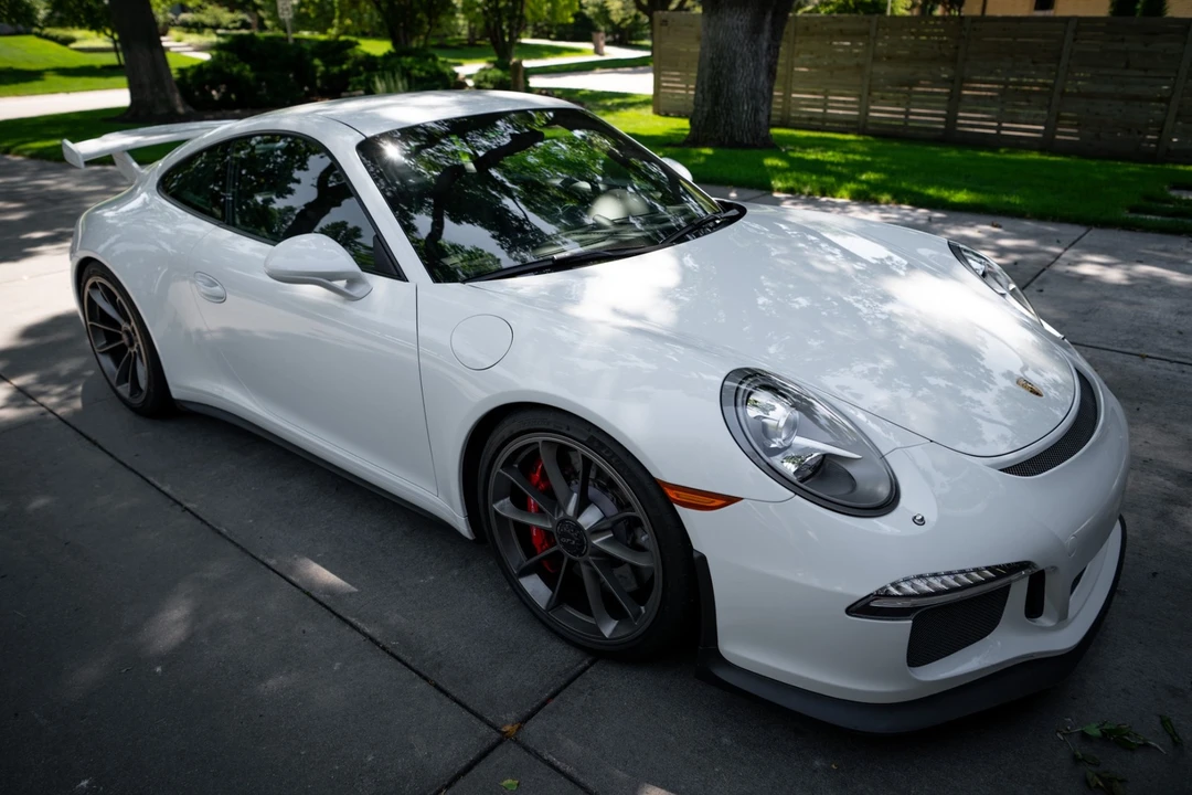 2015 Porsche 991 GT3 - Image 21 of 31