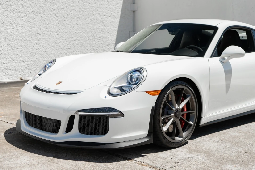 2015 Porsche 991 GT3 - Image 14 of 31