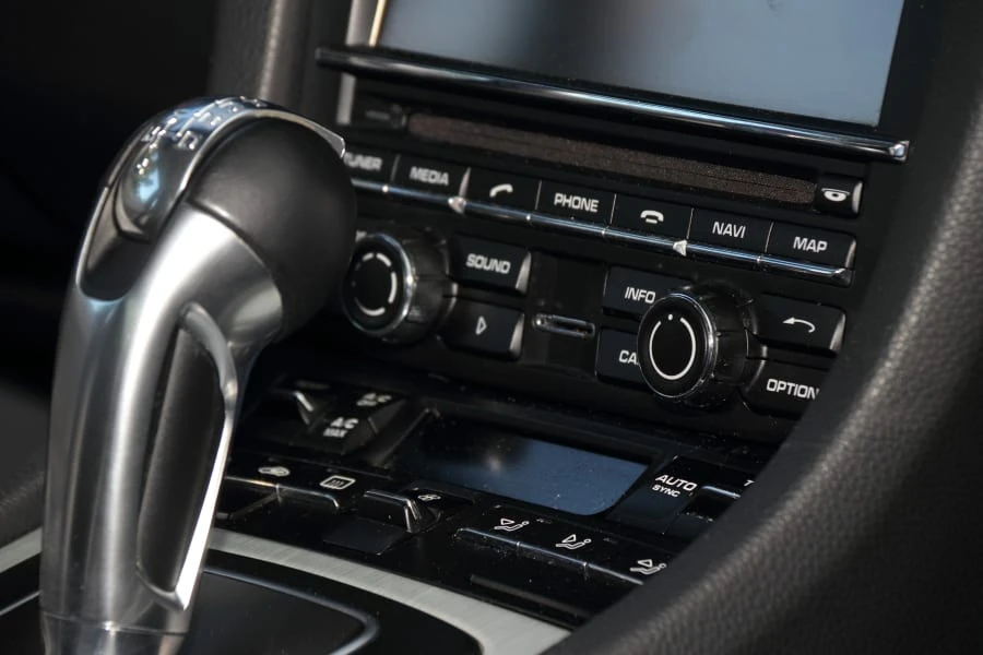 2015 Porsche 991 GT3 - Image 24 of 31