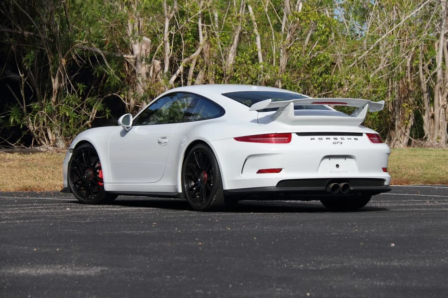 2015 Porsche 991 GT3 - Image 9 of 31