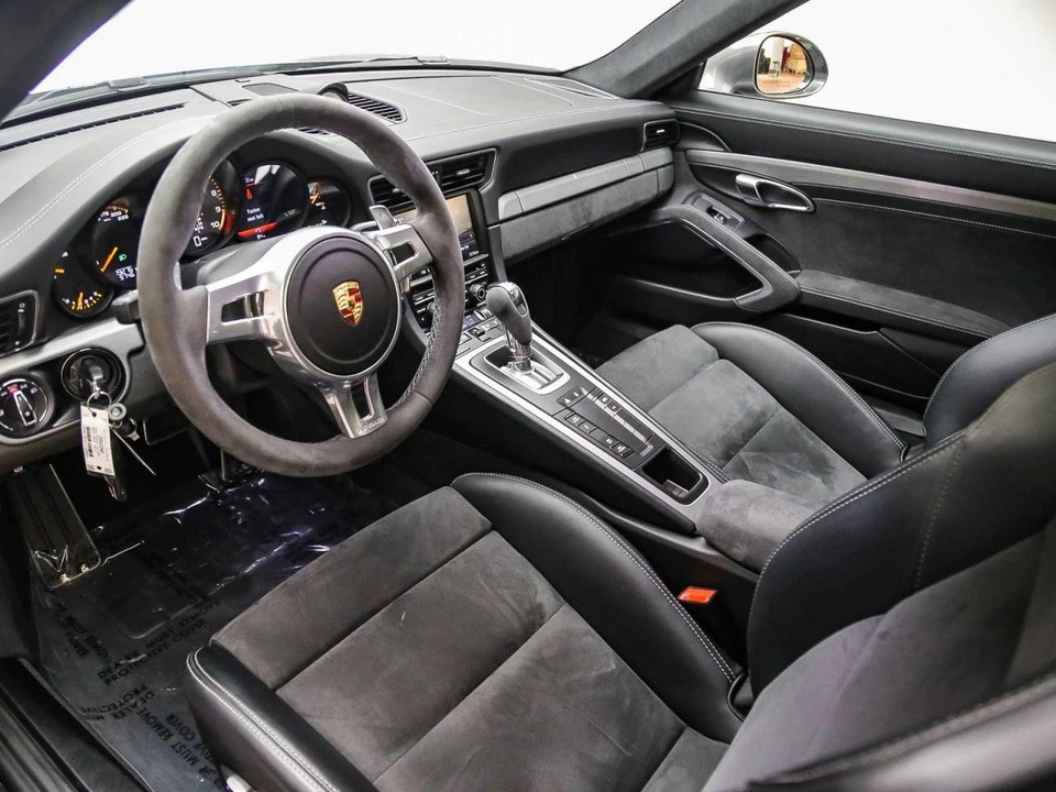 2015 Porsche 991 GT3 - Image 4 of 5