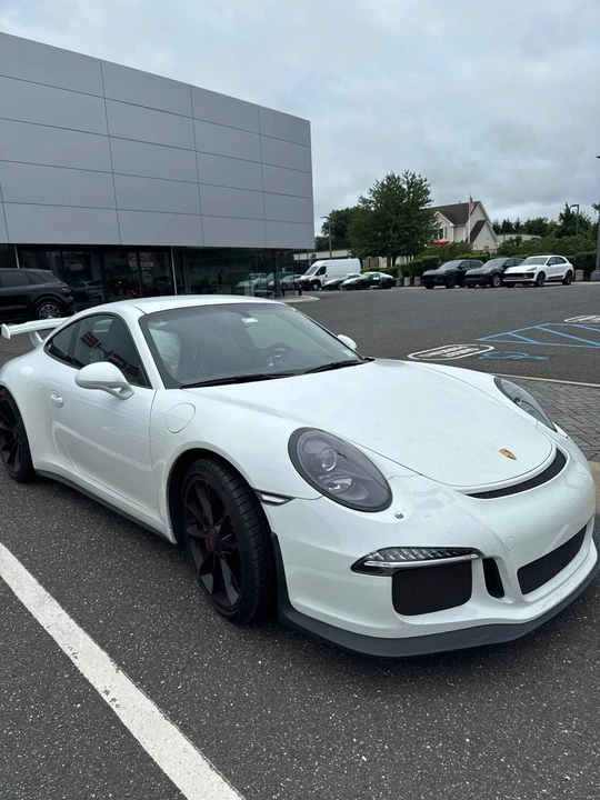 2015 Porsche 991 GT3 - Image 2 of 5