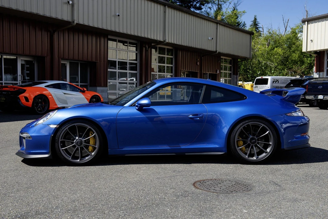 2015 Porsche 991 GT3 - Image 29 of 31