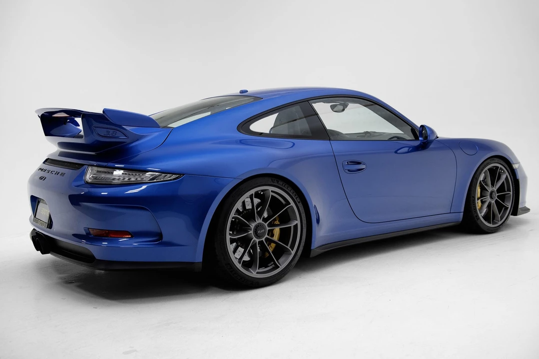 2015 Porsche 991 GT3 - Image 19 of 31