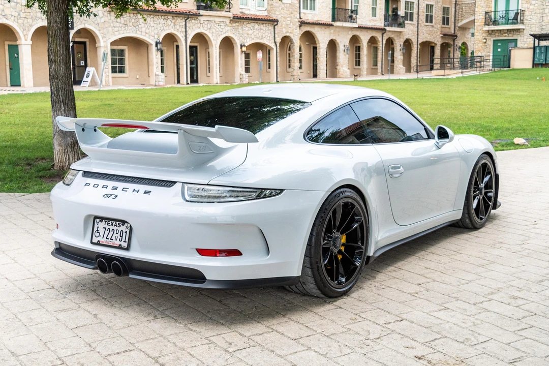 2015 Porsche 991 GT3 - Image 7 of 31