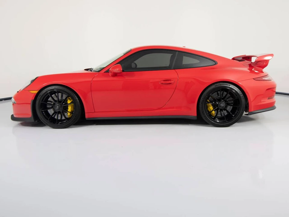 2015 Porsche 991 GT3 - Image 2 of 5