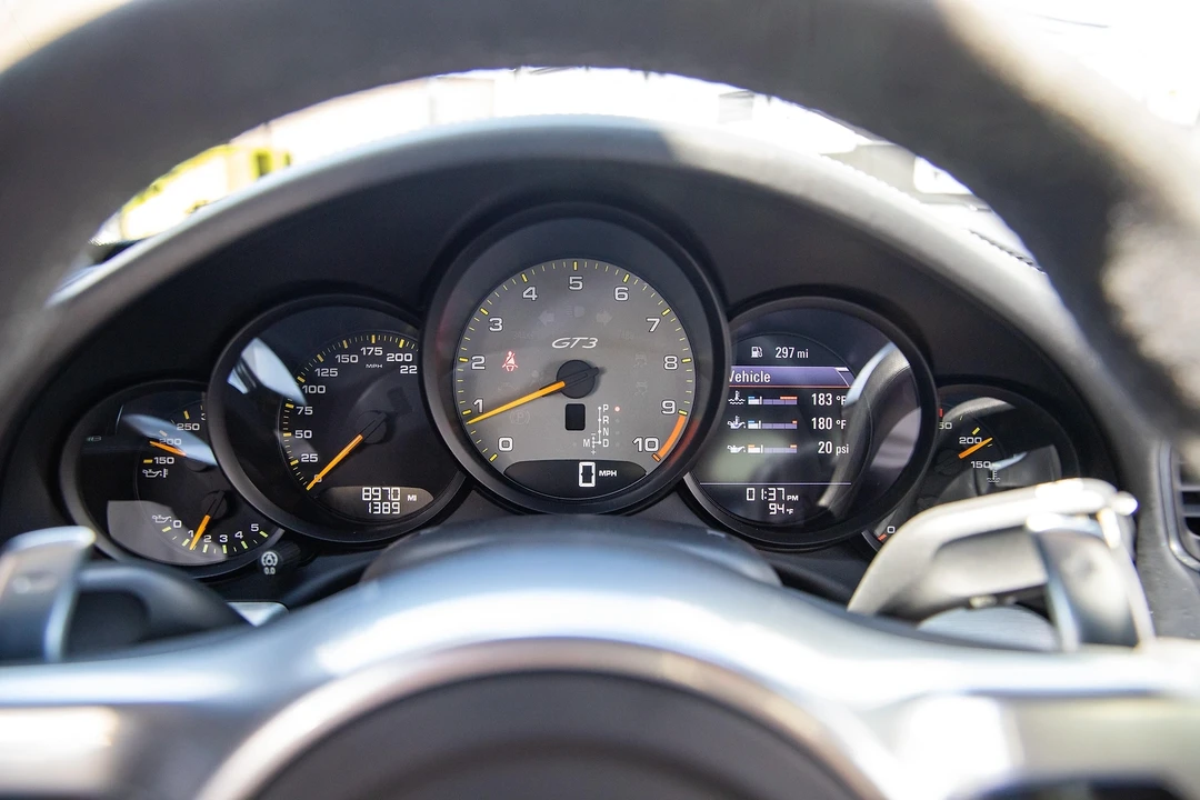 2015 Porsche 991 GT3 - Image 14 of 21