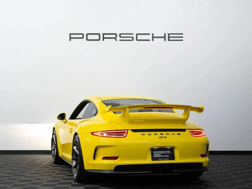2015 Porsche 991 GT3 - Image 3 of 5