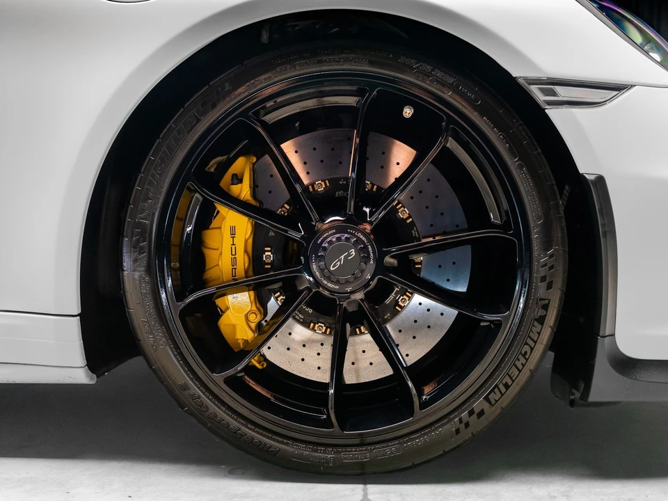 2015 Porsche 991 GT3 - Image 2 of 31
