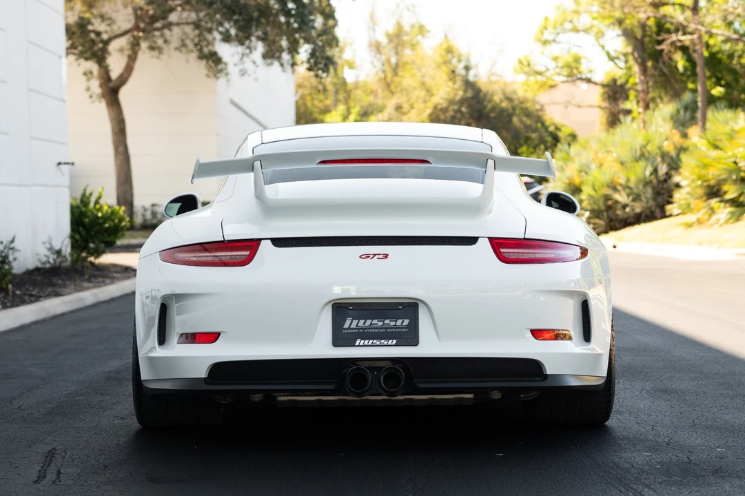 2015 Porsche 991 GT3 - Image 2 of 12
