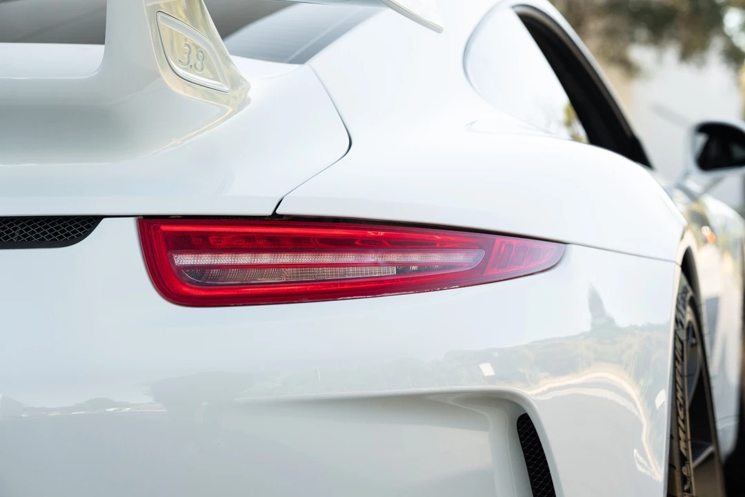 2015 Porsche 991 GT3 - Image 18 of 21