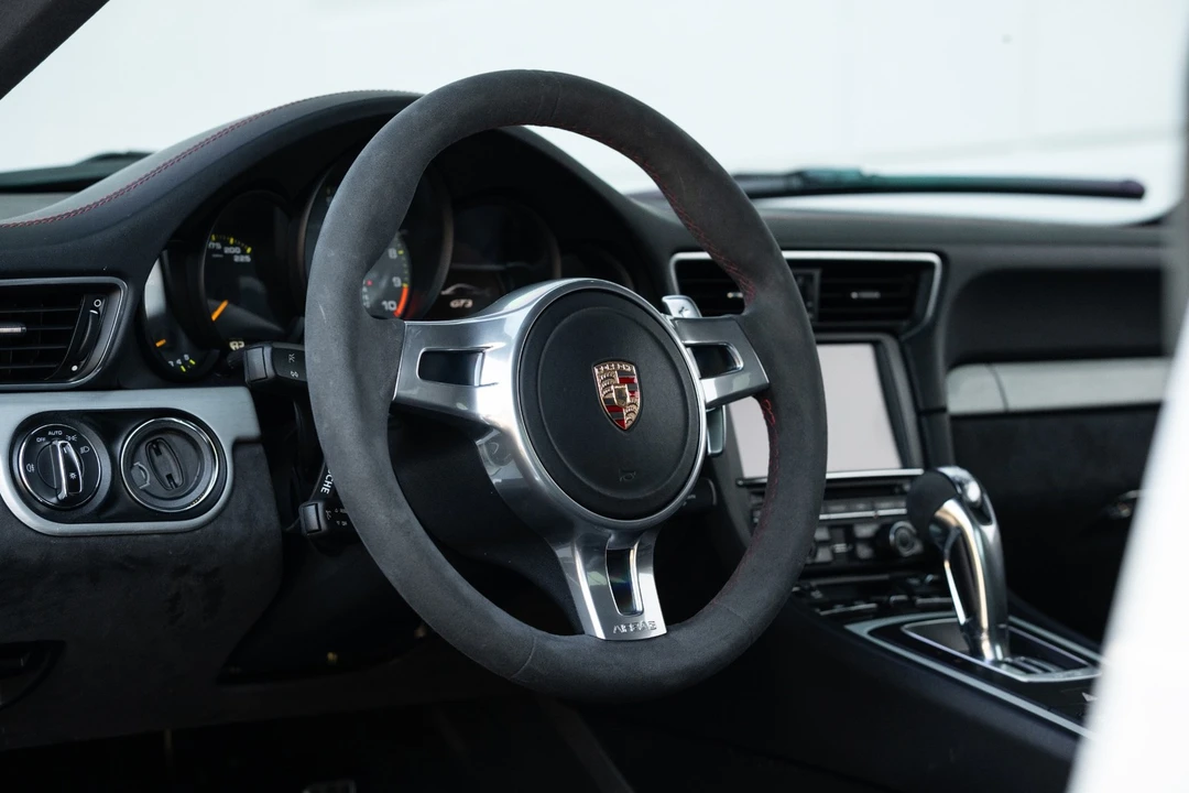 2015 Porsche 991 GT3 - Image 5 of 12