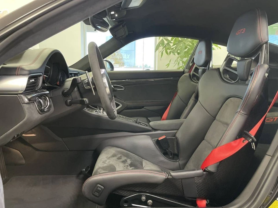 2015 Porsche 991 GT3 - Image 2 of 10