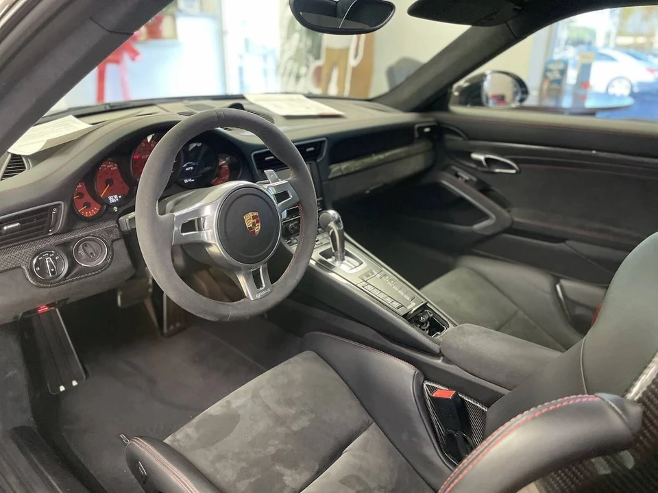 2015 Porsche 991 GT3 - Image 4 of 10